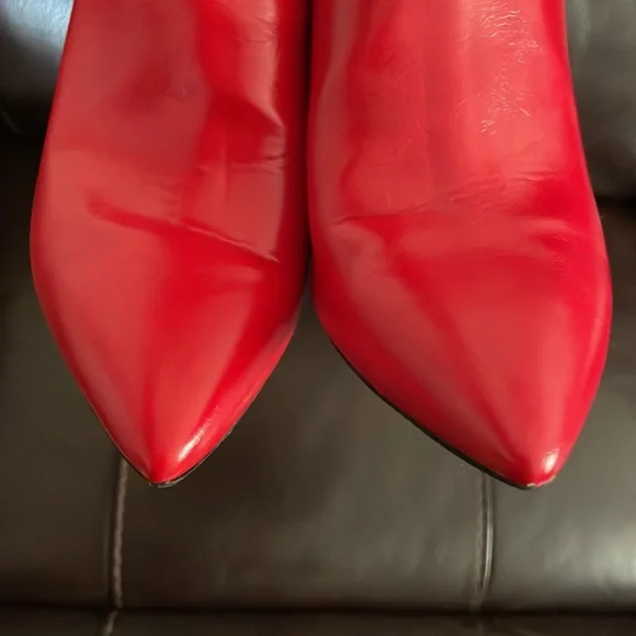 Big Apple red boots, worn only once in an office - Picture 2 of 5